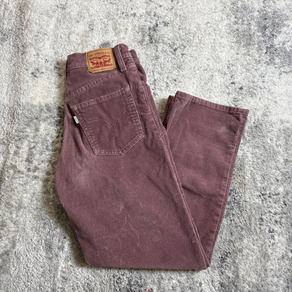 Levi's Cropped Corduroy Pants in Dusty Plum
